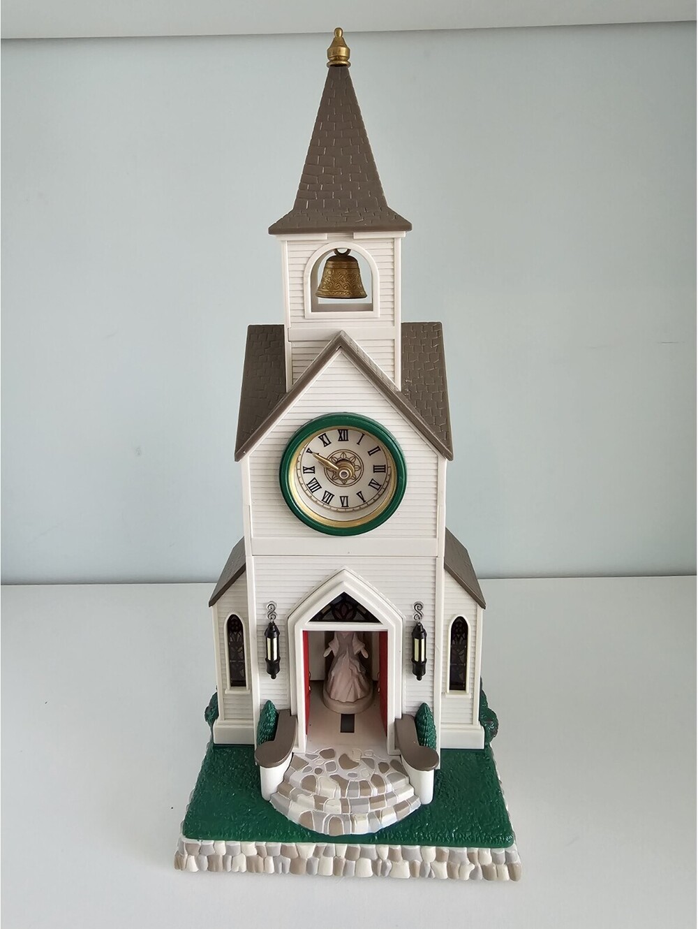 Vintage Avon Christmas Angel Animated Music Lighted Church Clock AS-IS